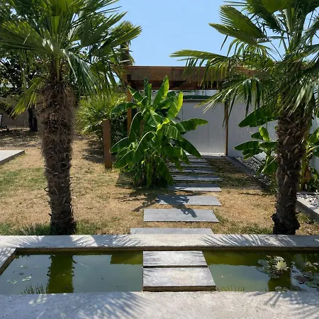 Luxe Piscine Chauffee Spas Interieur Et Exterieur Proche * Salles-sur-Mer